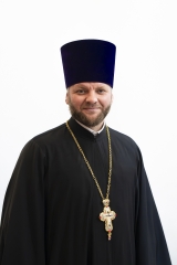 Иерей Максим Политов